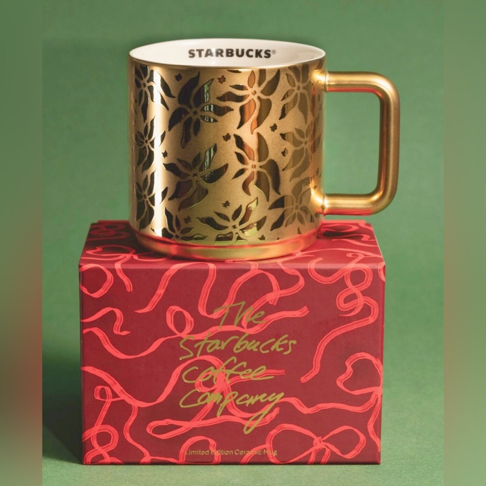 NIB Starbucks Gold Pointsettia Christmas Mug 2025. 14oz